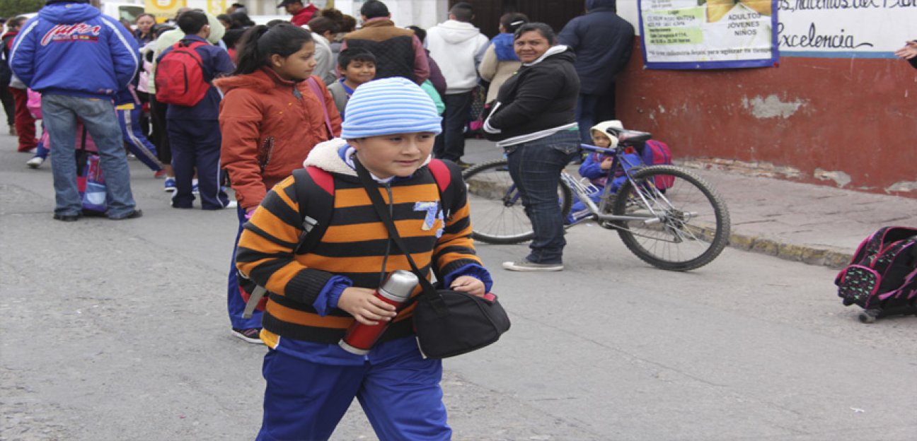 Esta mañana dio inicio el horario de invierno en instituciones educativas