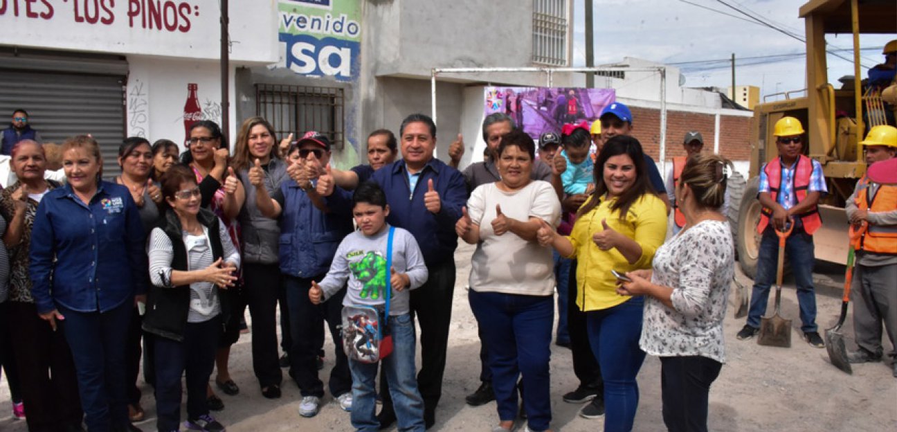 Ayuntamiento de Soledad pone en marcha pavimentación en la Colonia Benito Juárez.