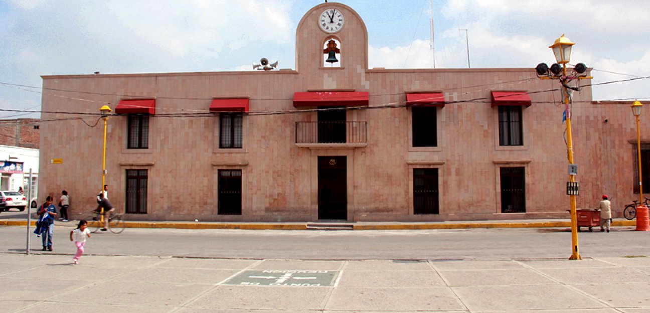 Alcaldía de Soledad exige que Interapas ponga fin a inconformidades ciudadanas por falta de agua