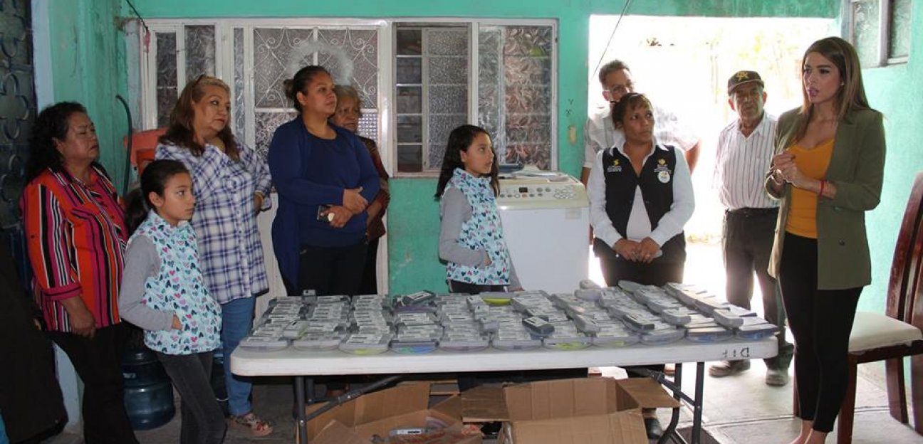 Entrega DIF de Soledad más de 430 lentes a población vulnerable