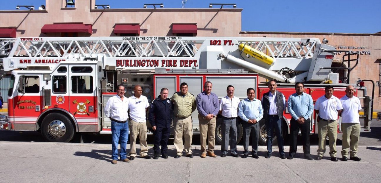 Ayuntamiento de Soledad reconoce loable labor de bomberos al realizar importante donación