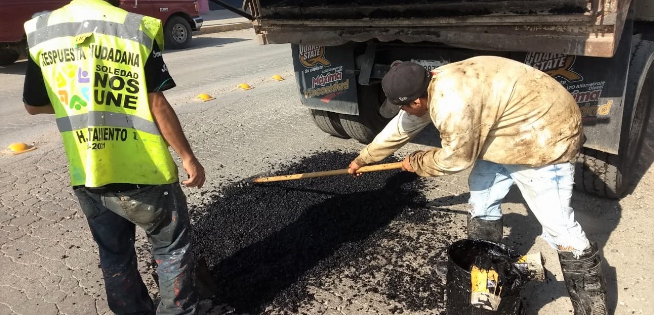 Continúa bacheo en respuesta a reportes de la ciudadanía
