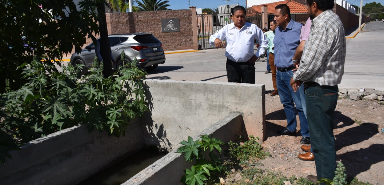 Concluyen primera etapa de rehabilitación de canal de riego