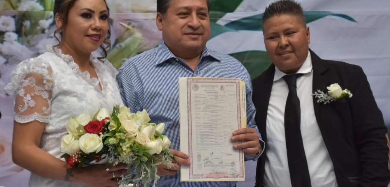 En el Día del Amor y la Amistad, 18 parejas se juraron amor eterno