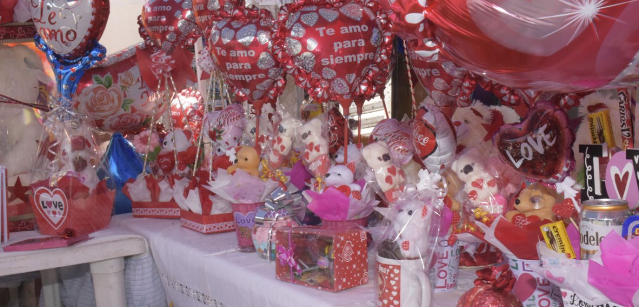 Más de 80 vendedores se alistan para venta especial por 14 de febrero