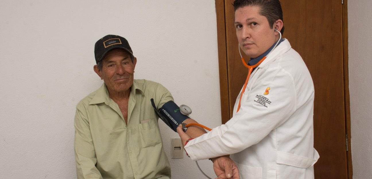 Servicio médico de Soledad estrecha colaboración con la Secretaria de Salud