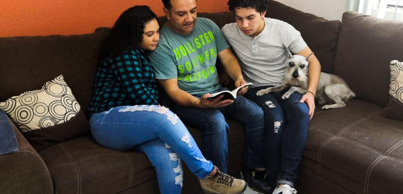 Continúa abierta la Convocatoria para el concurso de lectura Infantil EN SOLEDAD QUÉ PADRE ES LEER