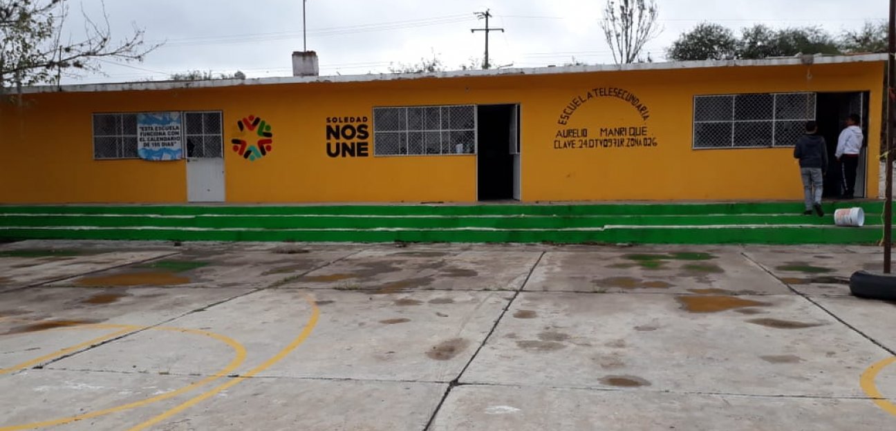 Soledad apoya de forma integral a escuelas de las comunidades del municipio