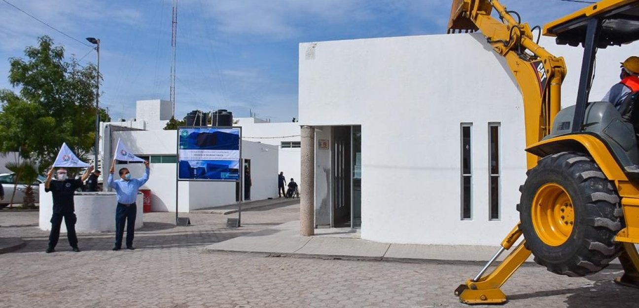 Alcalde de Soledad pone en marcha segunda fase de modernización de la Comandancia Central de Pavón, con una inversión de 6 millones 15 mil pesos