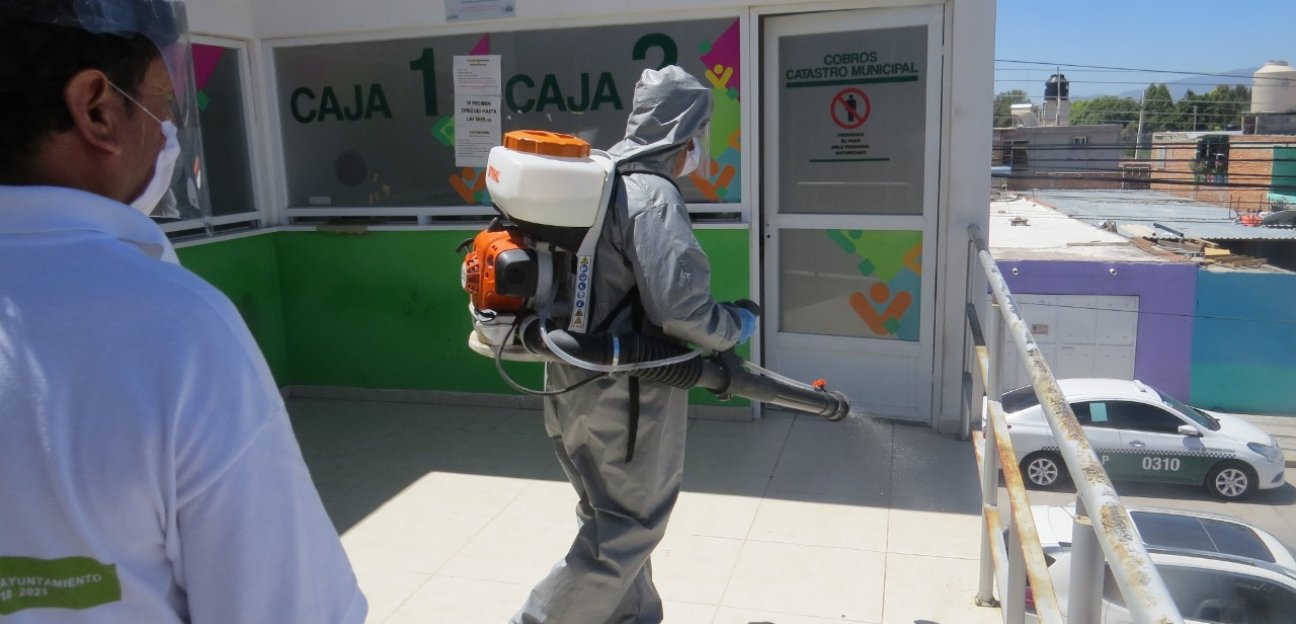 Continúa la desinfección de espacios públicos en Soledad