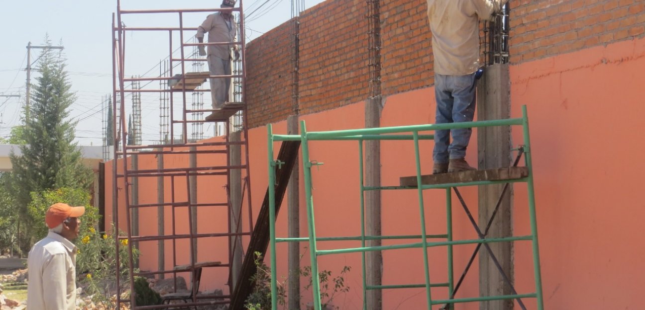 La contingencia sanitaria se aprovecha para continuar obras en planteles escolares