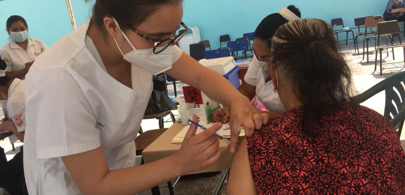 Del 5 al 11 de mayo se estaría llevando a cabo la etapa de vacunación contra el Covid-19 para el personal docente