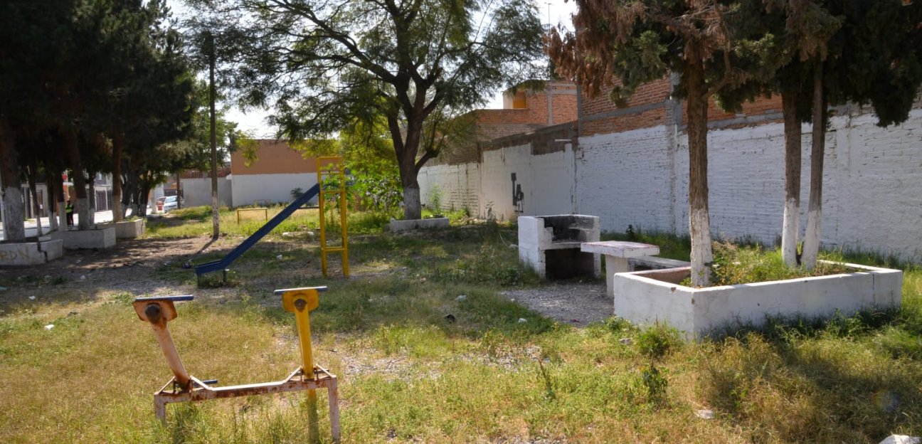 Construcción de parque multifuncional en Arco de San Pedro es un gran acierto de la alcaldesa Leonor Noyola: Vecinos