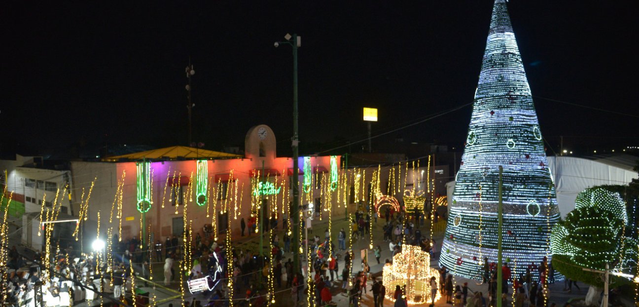 Invita alcaldesa de Soledad a las actividades navideñas