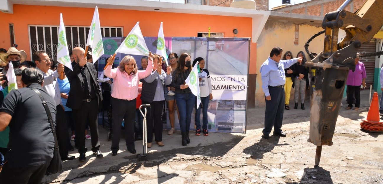 Alcaldesa sigue adelante y pone en marcha obra de rehabilitación total en el fraccionamiento Villa Alborada