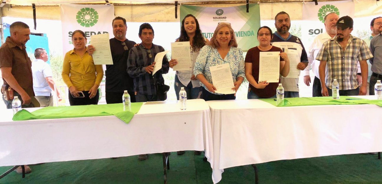 Ayuntamiento soledense agiliza trámites de escrituración de predios en favor de ciertos de familias