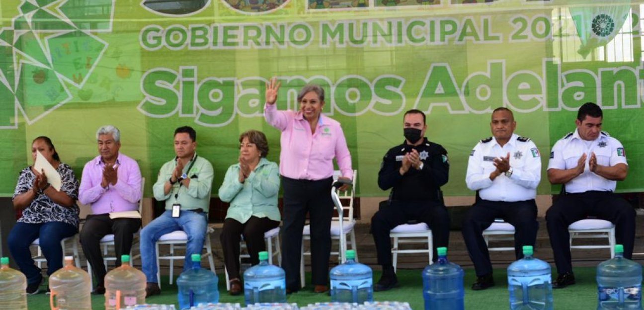 Ante temporada de calor, la alcaldesa soledense pone en marcha programa de Abastecimiento de Agua en Escuelas