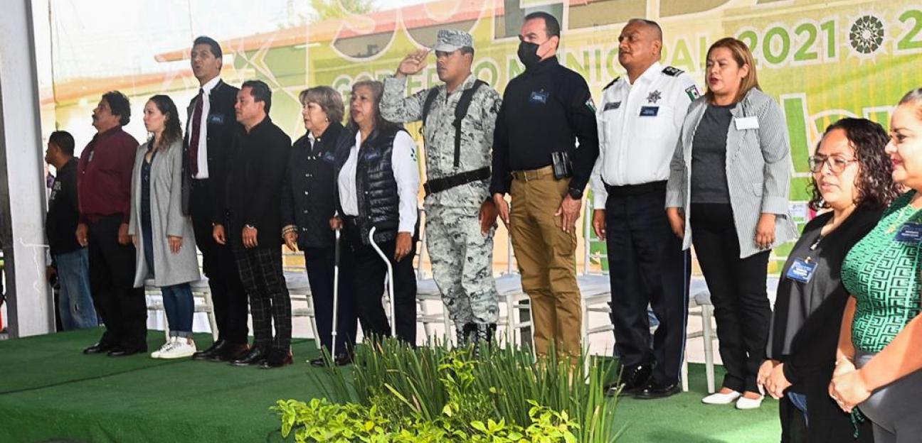 Alcaldesa Leonor Noyola instala Escuela Segura en primaria de la colonia Primero de Mayo