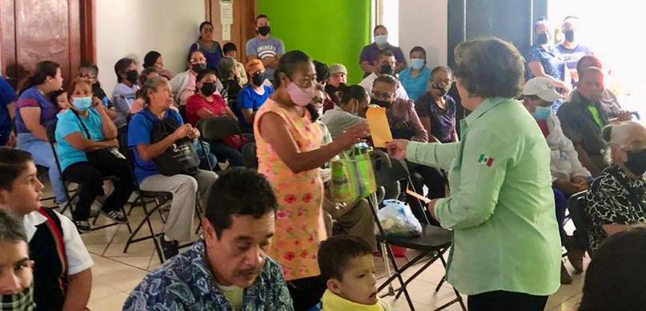 DIF de Soledad mantiene y refuerza apoyos mensuales a personas con discapacidad