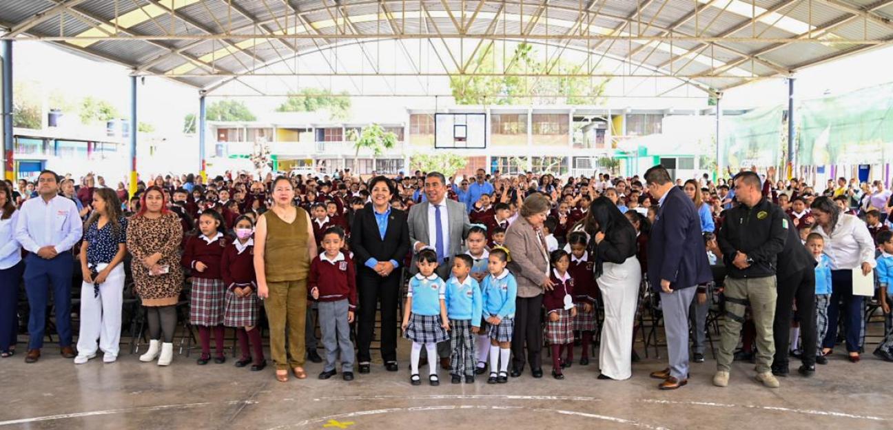 Juan Manuel Navarro arranca la construcción de aulas didácticas en beneficio de 900 estudiantes