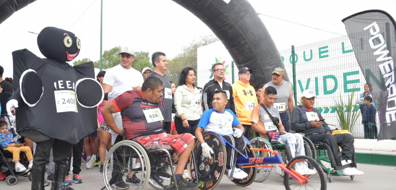 Soledad impulsa alfabetización en población adulta con carrera atlética conmemorativa
