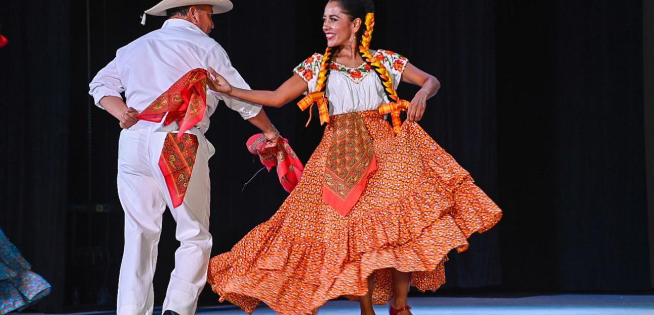 Familias soledenses viven la tradición y el orgullo patrio en galas de música y danza