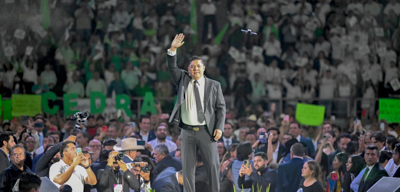 Juan Manuel Navarro reconoce a Ricardo Gallardo por lograr progreso para todos los potosinos