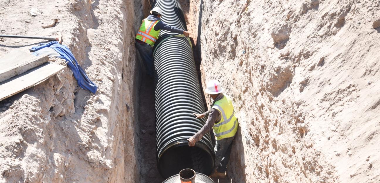 Sin detenerse, construcción de colector pluvial en Privadas de la Hacienda