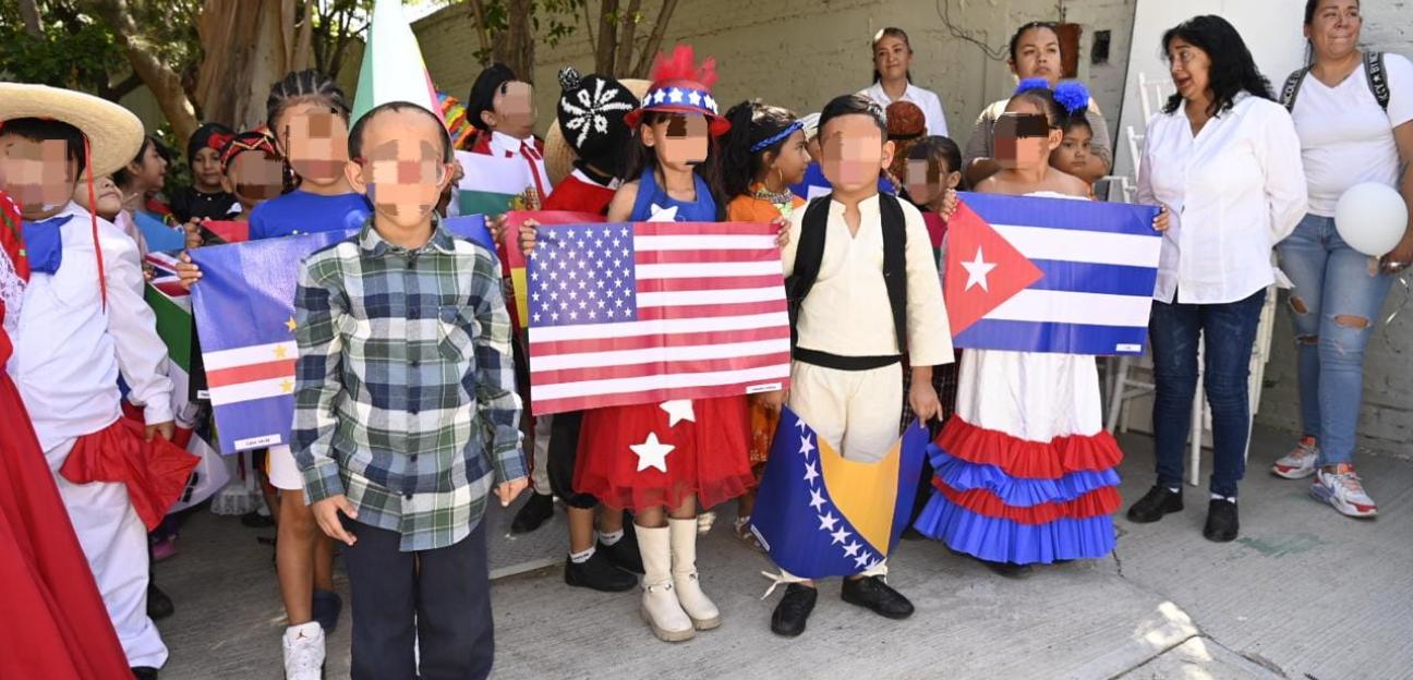 Comunidad educativa en Soledad conmemora fechas emblemáticas para el desarrollo social