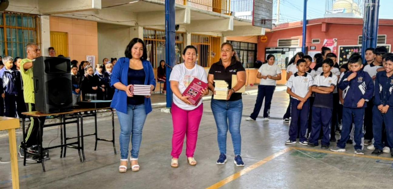 Soledad de G.S. fortalece la educación de la niñez con donación de libros y enciclopedias a escuelas