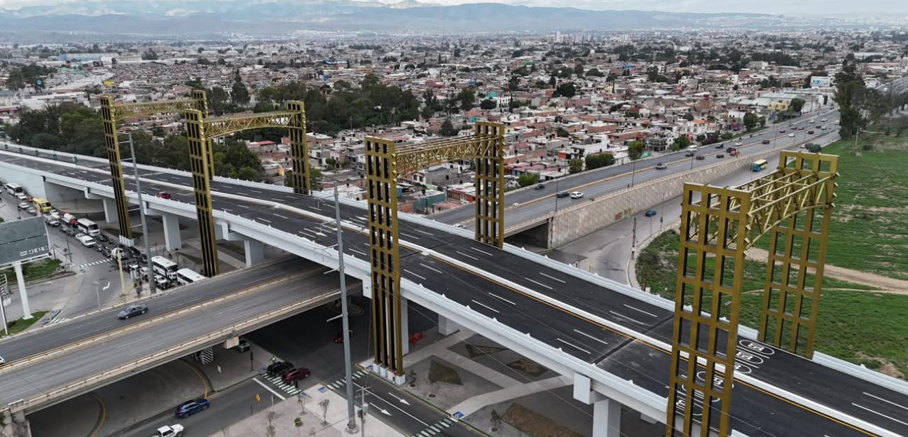 Ricardo Gallardo y Juan Manuel Navarro inauguran el puente más grande en la historia de San Luis Potosí