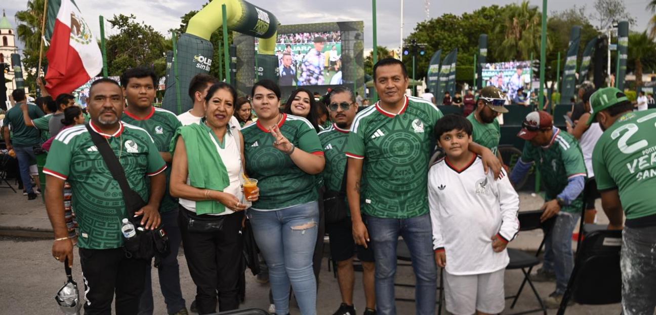 Soledad invita a celebrar a los papás con amenidades futboleras en la plaza principal
