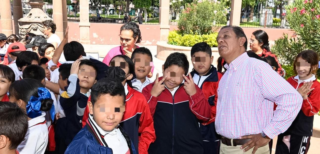 Gobierno de Soledad de G.S. acercó a estudiantes los valores históricos y gastronómicos de su municipio