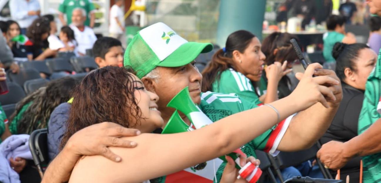 Actividades mundialistas en la Plaza de Soledad impulsan venta y fortalecen la economía local