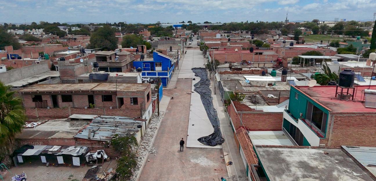 Calle Carlos Diez Gutiérrez en Soledad alcanza 80 por ciento de avance en su rehabilitación