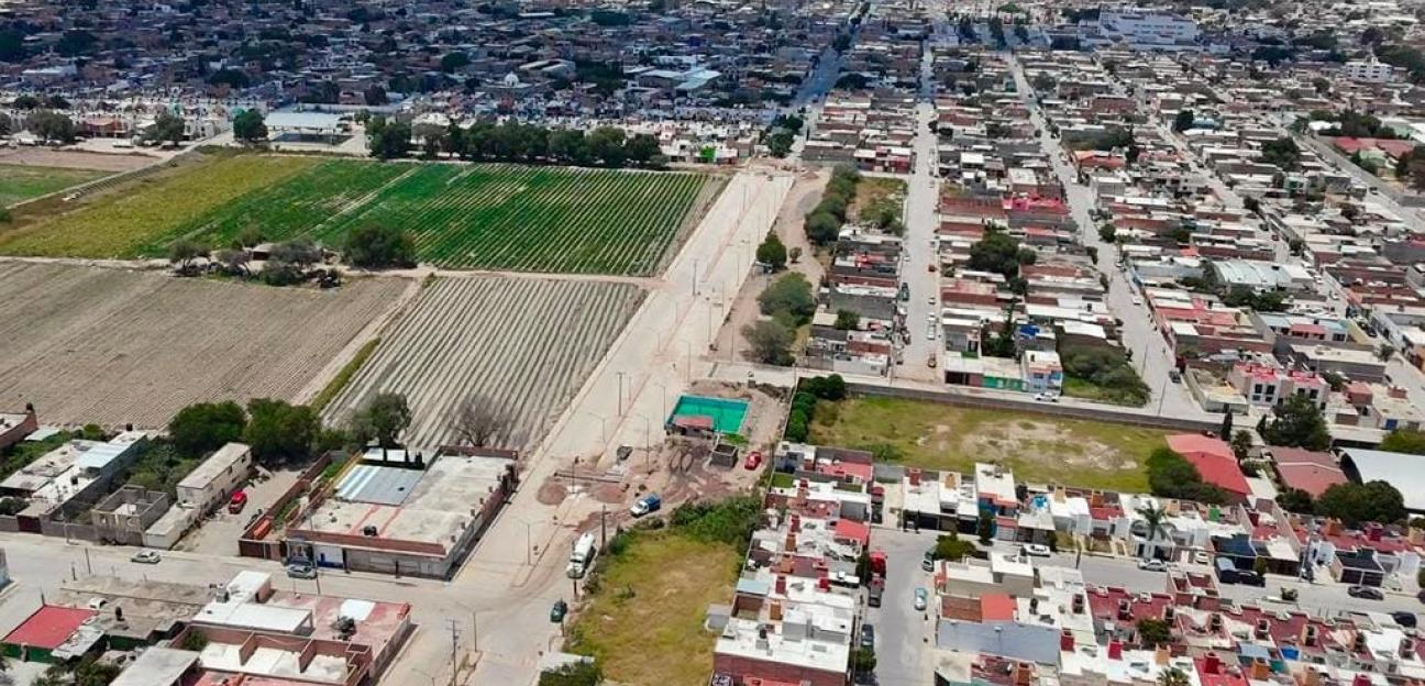 Urbanización de segundo tramo de av. Ponciano Arriaga en Soledad entra en su etapa final