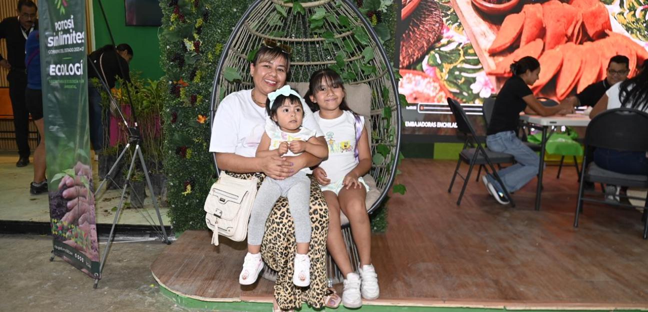 A través de stand turístico, Soledad conquista la FENAPO con sabor, historia y tradición