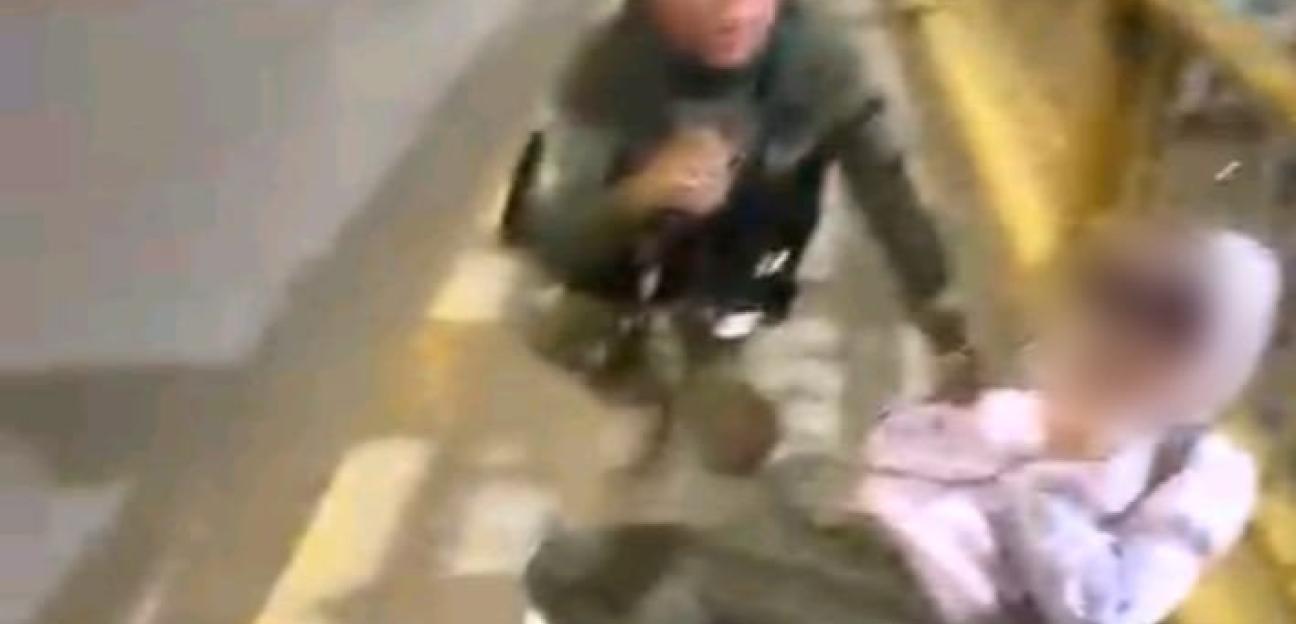 Oficiales de Soledad salvaguardan integridad de joven con crisis emocional en Av. Universidad