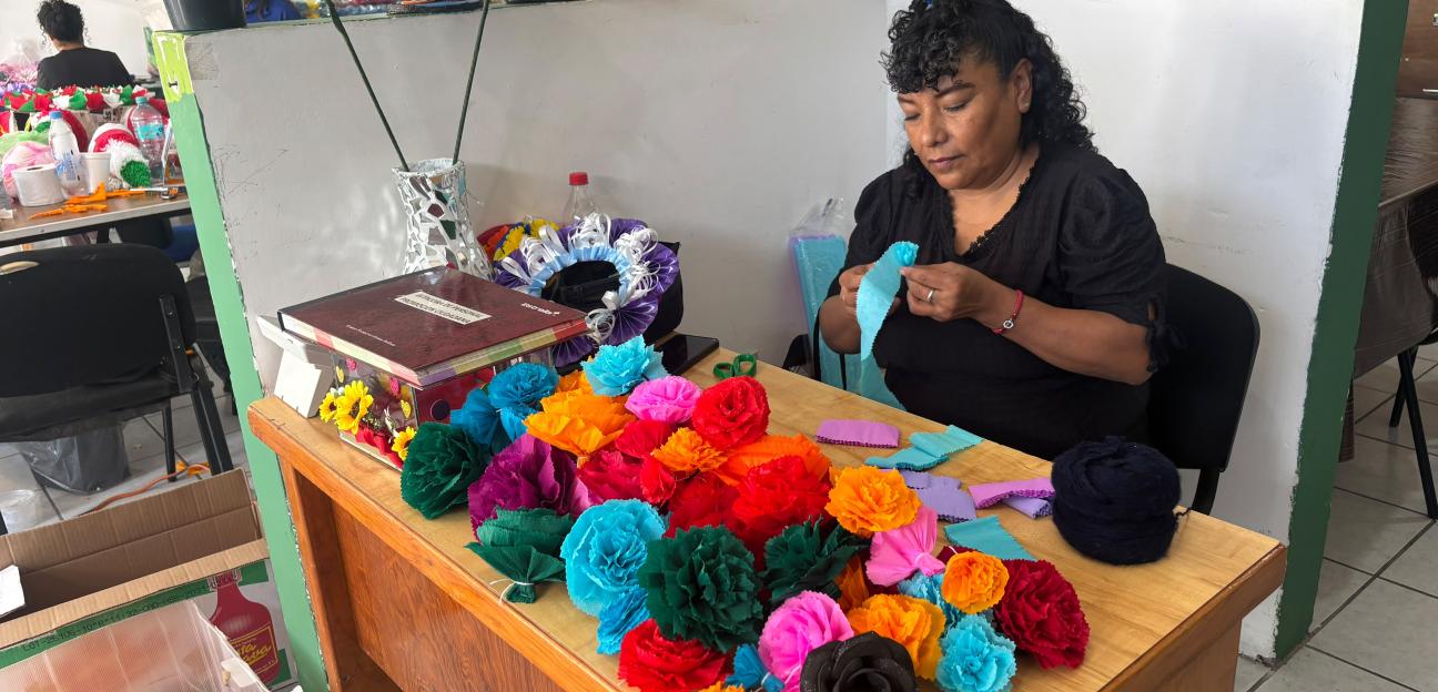 Soledad ofrece taller gratuito para fortalecer elaboración de Día de Muertos