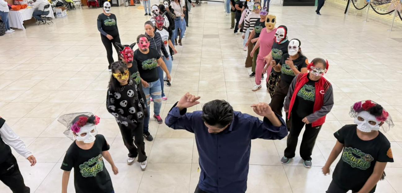 Comparsa municipal de Soledad de Graciano Sánchez se prepara para las festividades de Xantolo