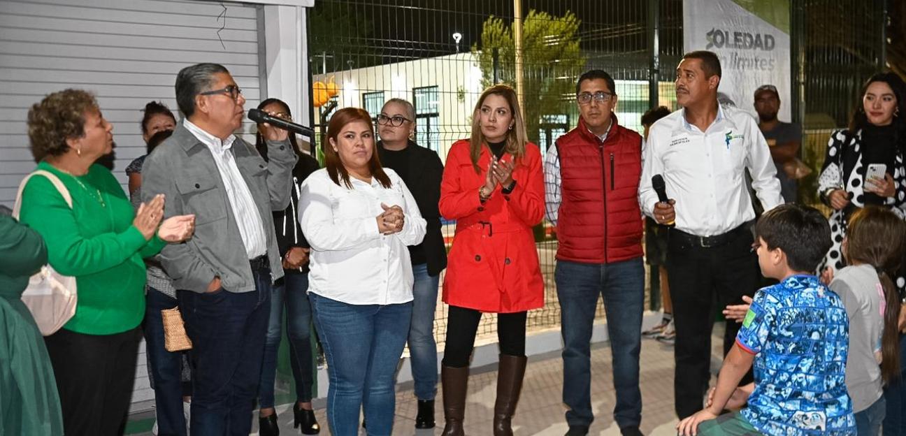 Alcalde Juan Manuel Navarro inicia programa de sustitución de luminarias en Soledad