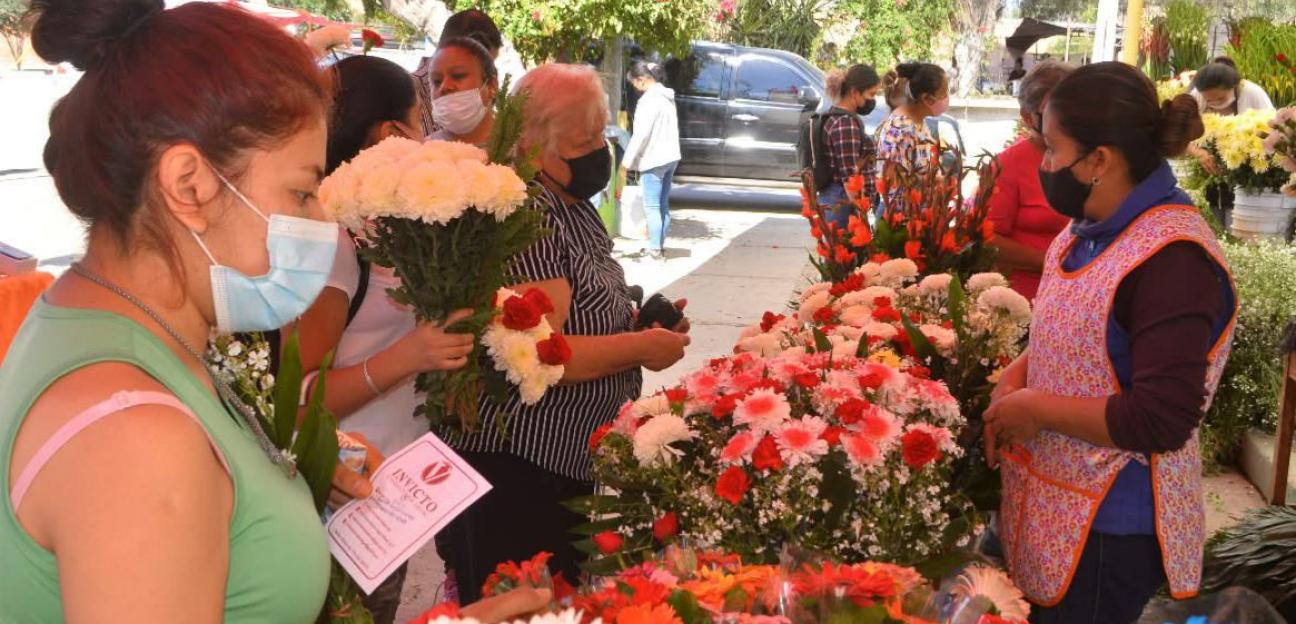 Comercio de Soledad alista permisos temporales durante las festividades de Día de Muertos