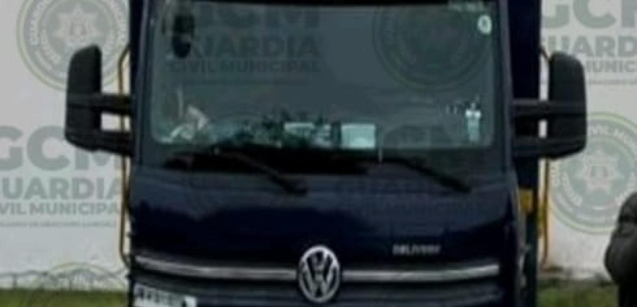 Agentes de la GCM de Soledad recuperan camión robado en ejido Palma de la Cruz