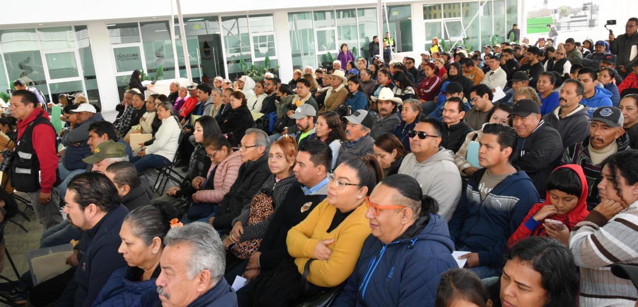 Familias soledenses celebran tener escrituras de su patrimonio en mano, con apoyo gubernamental
