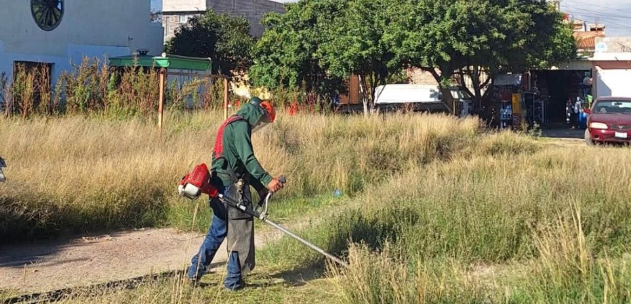 Ayuntamiento de Soledad recupera más espacios comunes con intervenciones de limpieza general
