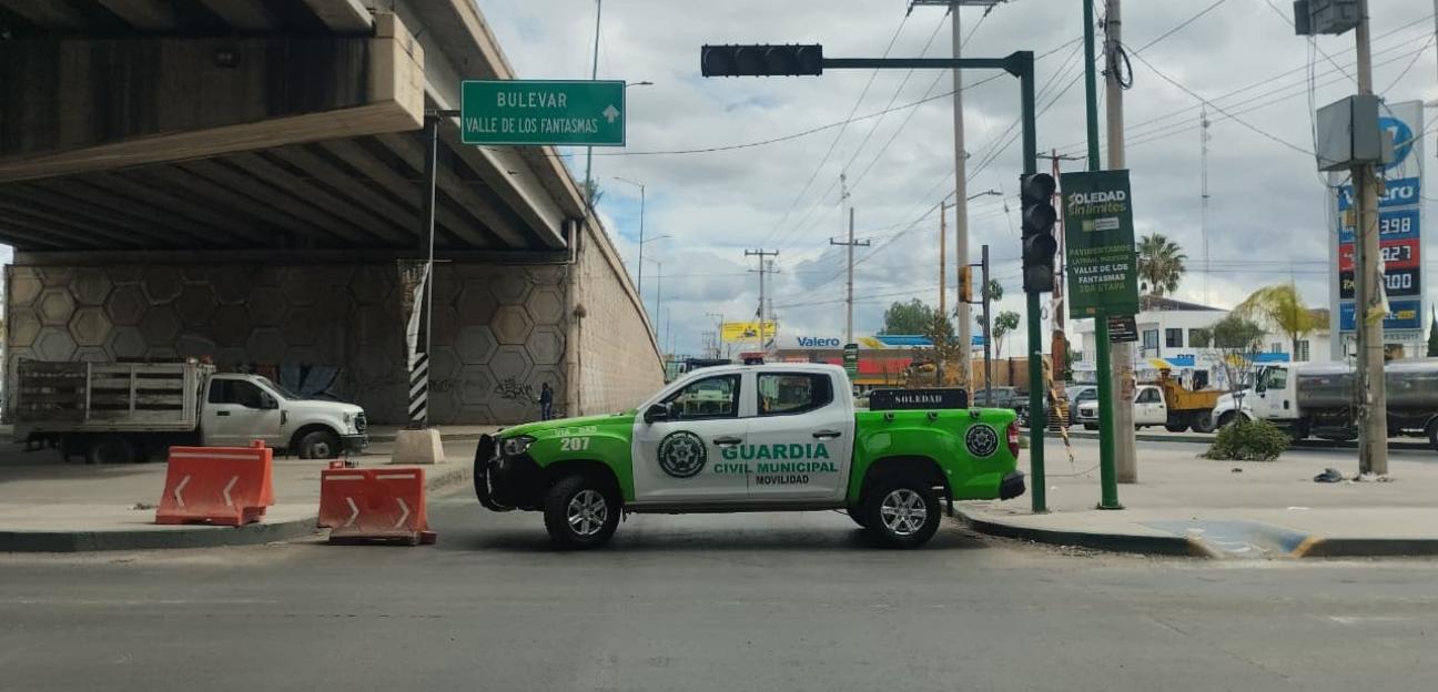 Oficiales de Seguridad Vial y Movilidad mantienen orden y seguridad en vialidades de Soledad